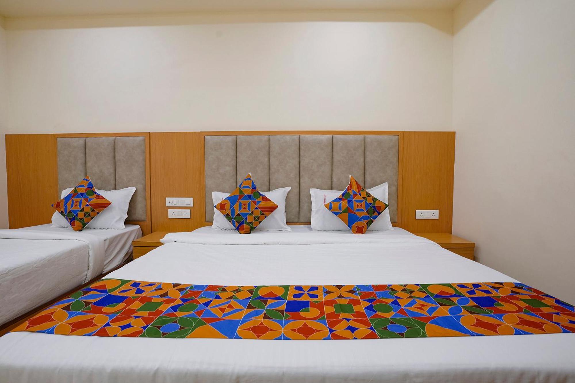Fabhotel 7 Square - Nr Bkc Мумбаи Экстерьер фото