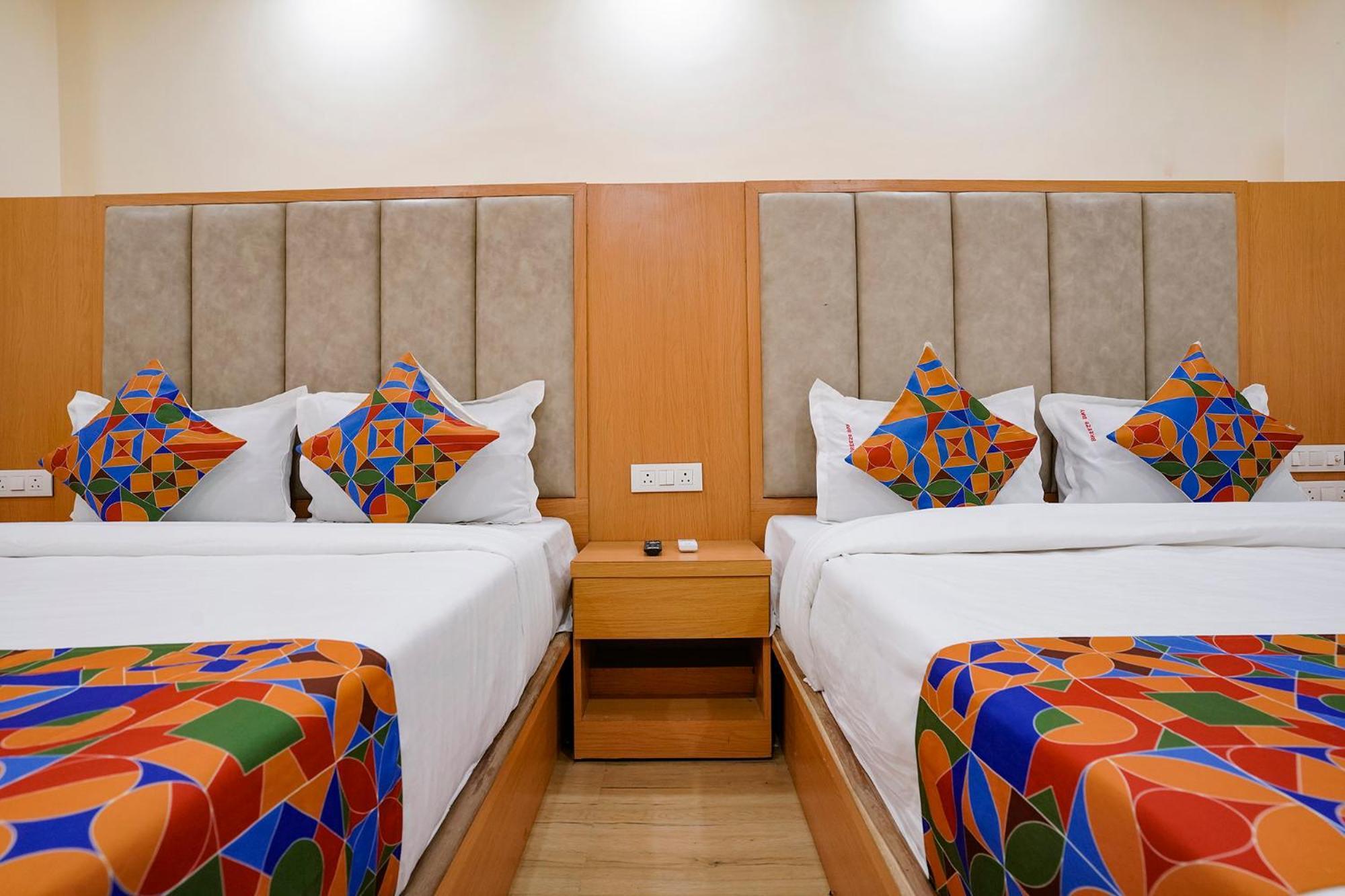 Fabhotel 7 Square - Nr Bkc Мумбаи Экстерьер фото